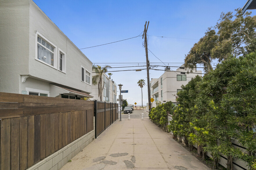 12 25th Ave, Venice, CA en venta - Foto del edificio - Imagen 2 de 37