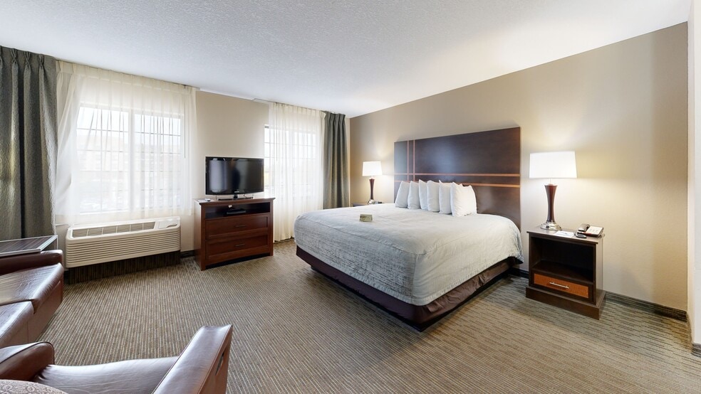 Aspen Select and Aspen Suites cartera de 2 inmuebles en venta en LoopNet.es - Matterport 3D Scan - Imagen 3 de 30