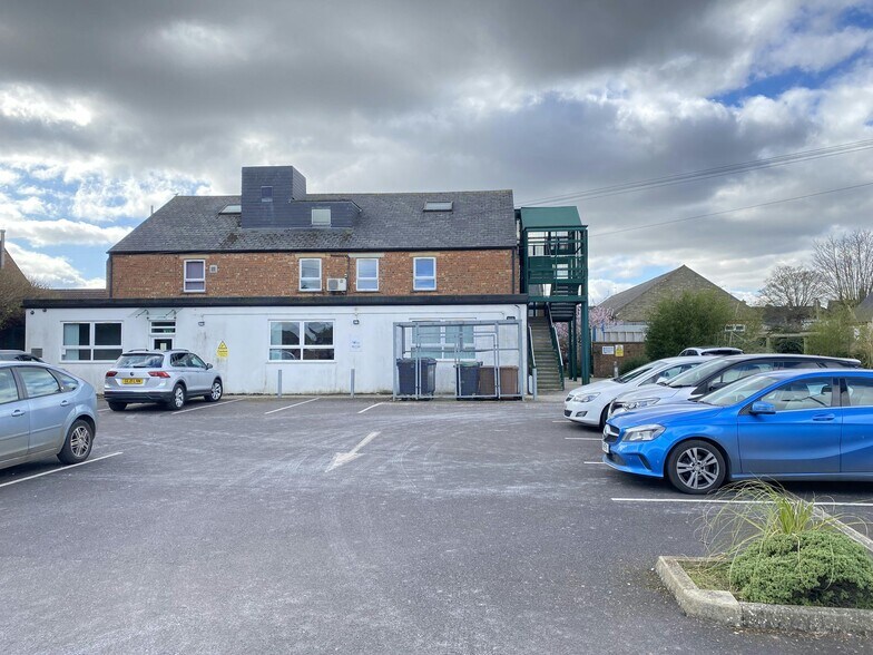 441 Lincoln Rd, Peterborough en alquiler - Foto del edificio - Imagen 2 de 11