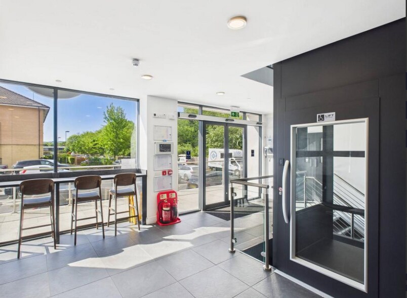 14 Carmyle Ave, Glasgow en venta - Foto del interior - Imagen 2 de 8