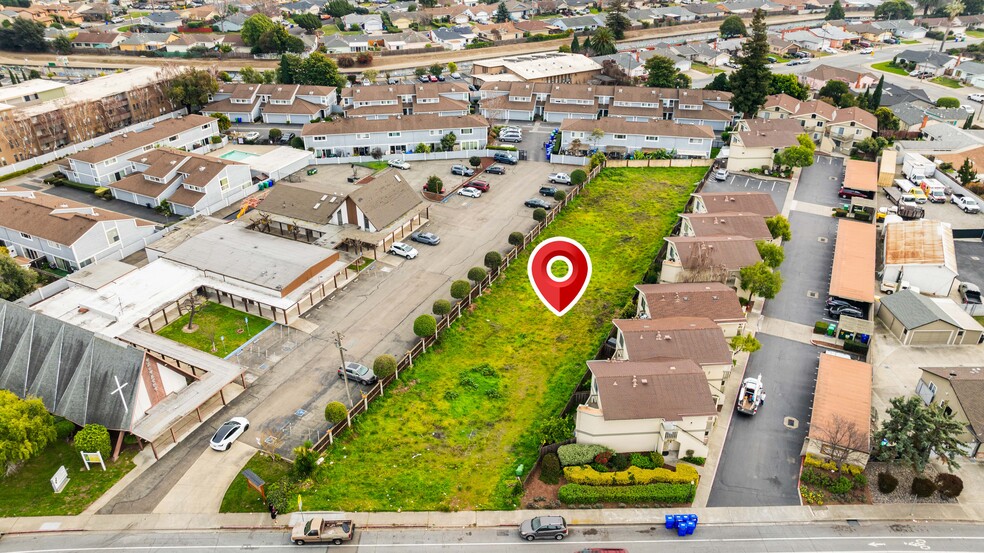 874 Lewelling Blvd, San Leandro, CA en venta - Foto del edificio - Imagen 3 de 11