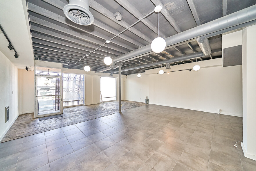 1069-1071 N Fairfax Ave, West Hollywood, CA en alquiler - Foto del interior - Imagen 2 de 18