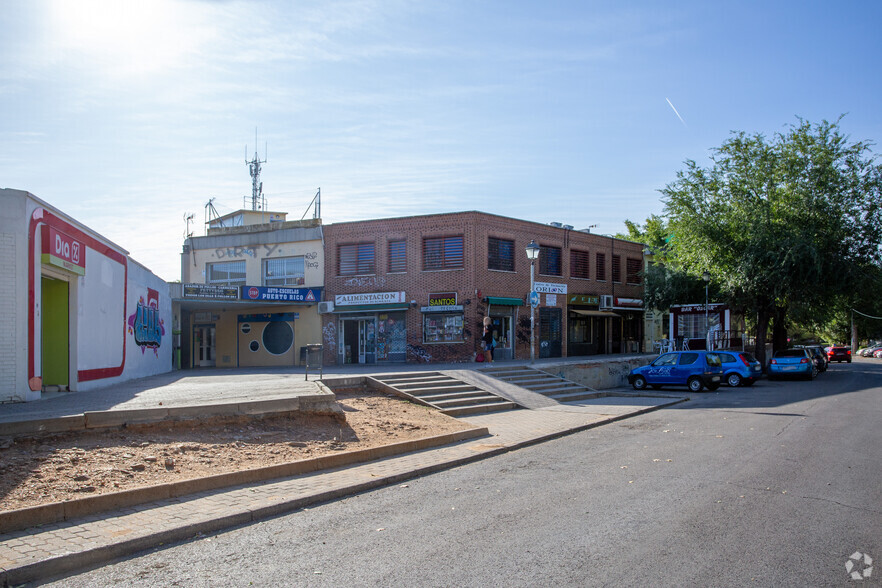 Calle Antonio Machado, 8, Mejorada del Campo, Madrid en venta - Foto del edificio - Imagen 2 de 8