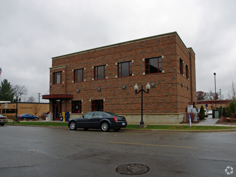 150 N First St, Brighton, MI en alquiler - Foto del edificio - Imagen 3 de 3