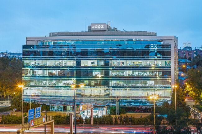 Más detalles de Calle de Eucalipto, 33, Madrid - Oficina en alquiler