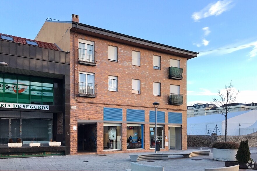 Calle Batalla de Bailén, 8, Collado Villalba, Madrid en venta - Foto del edificio - Imagen 2 de 2