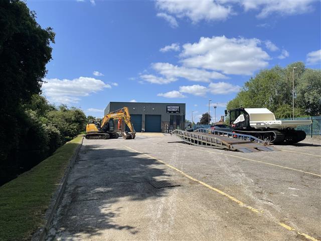 13 Mill Ln, Alton en alquiler - Foto del edificio - Imagen 2 de 5