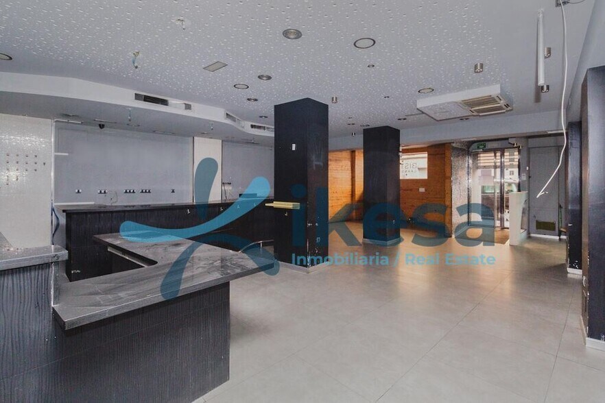Local en Almería, Almería en venta - Foto del interior - Imagen 3 de 19