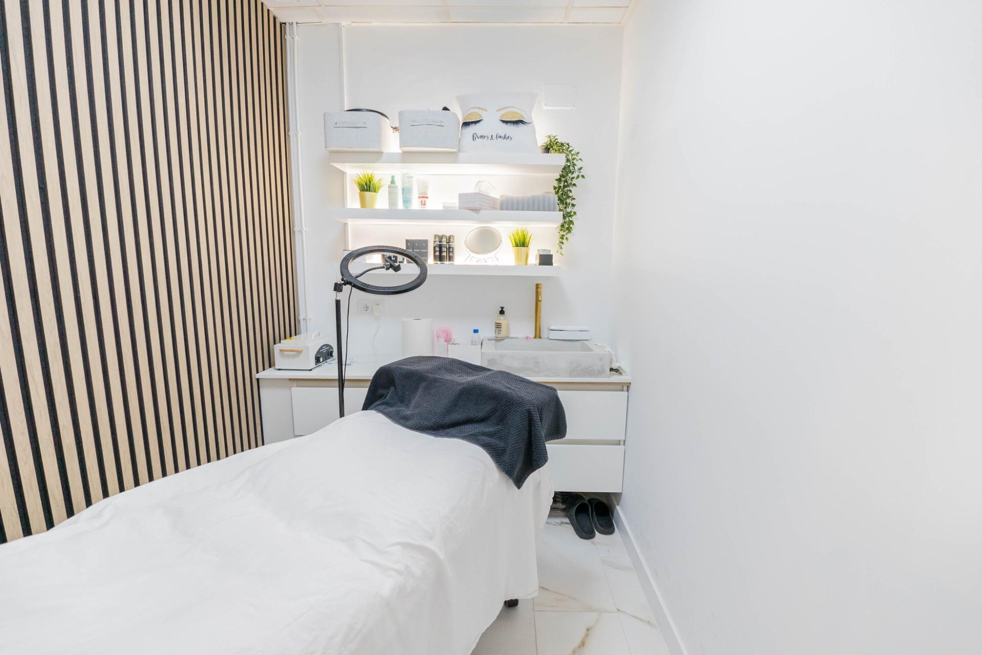 Local en Fuengirola, Málaga en alquiler Foto del edificio- Imagen 1 de 23