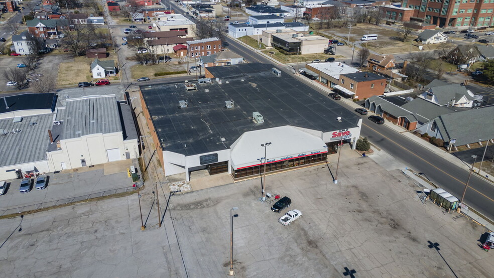 121 S Sprigg St, Cape Girardeau, MO en venta - Foto del edificio - Imagen 1 de 78