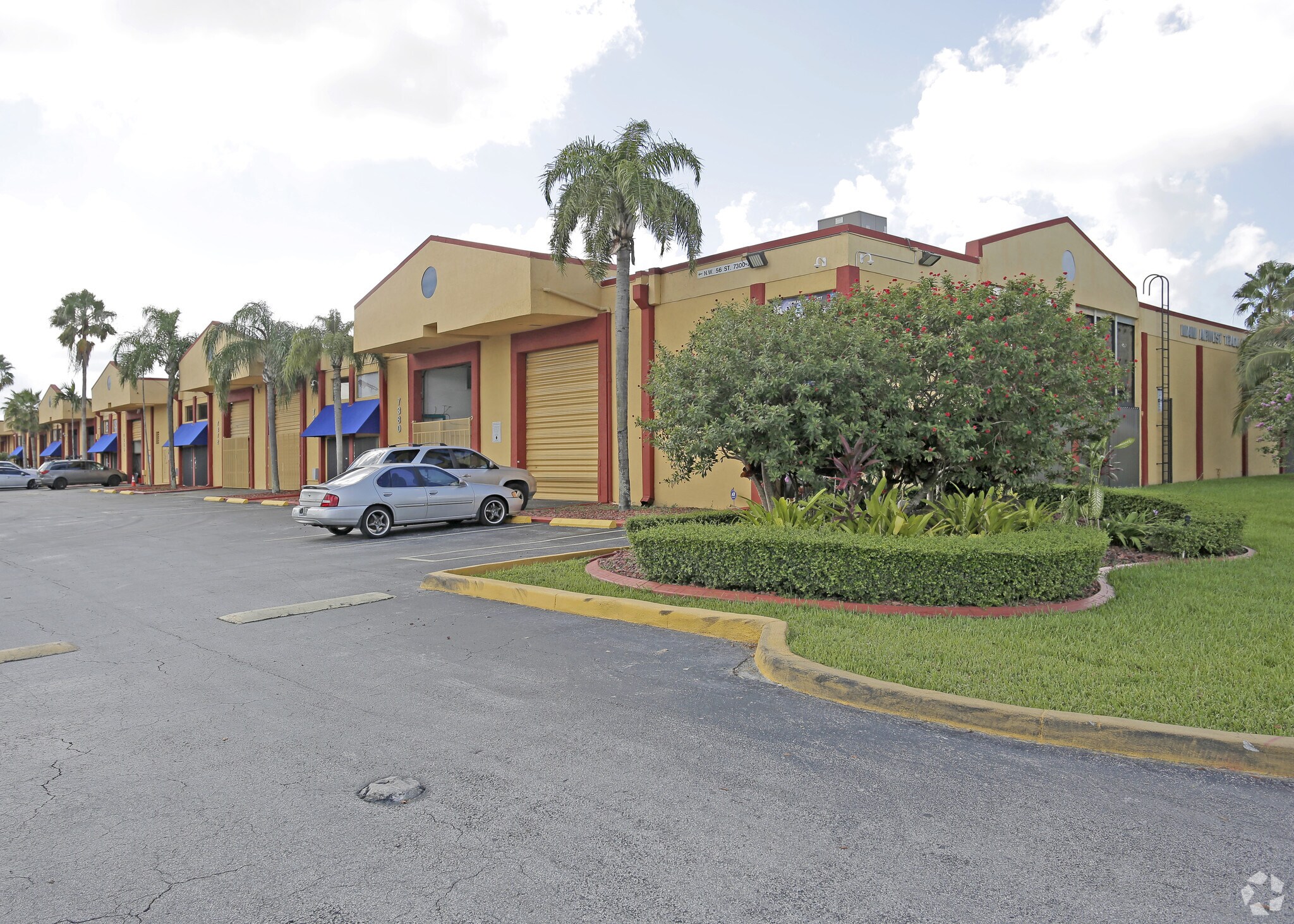 7200-7360 NW 56th St, Miami, FL en venta Foto principal- Imagen 1 de 25