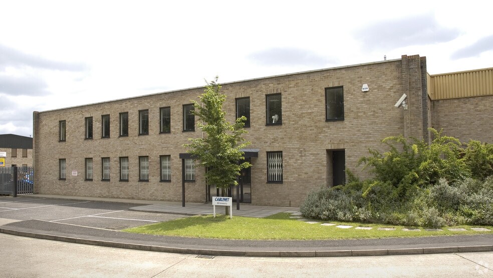 Albany Park, Camberley en alquiler - Foto principal - Imagen 1 de 1