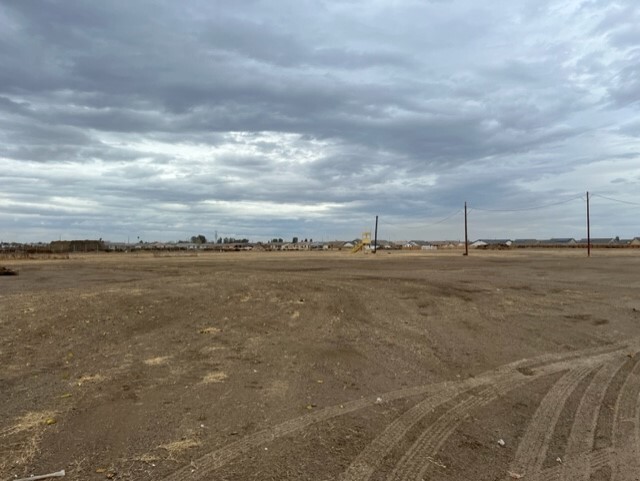 1000 E Hosking Ave, Bakersfield, CA en alquiler - Foto del edificio - Imagen 3 de 4