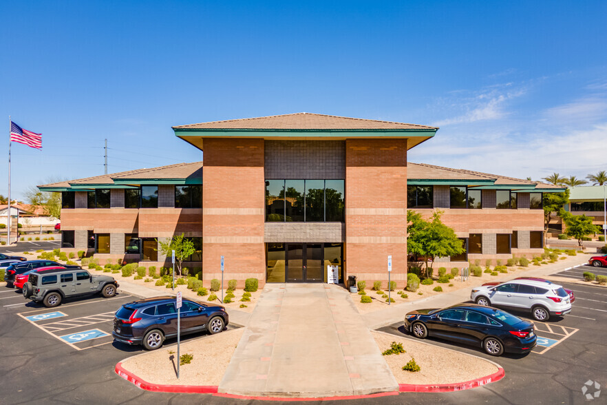 4435 E Chandler Blvd, Phoenix, AZ en alquiler - Foto del edificio - Imagen 1 de 6