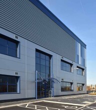 Hall Ln, Bolton en alquiler Foto del edificio- Imagen 1 de 5