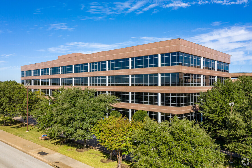 4800 Overton Dr, Fort Worth, TX en alquiler - Foto del edificio - Imagen 3 de 8