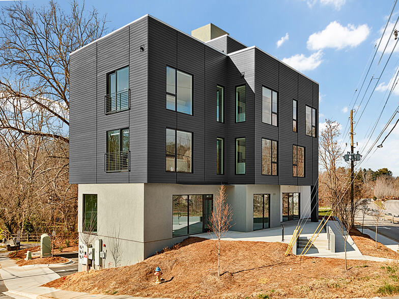 323 Broadway St, Asheville, NC en alquiler - Foto del edificio - Imagen 3 de 19