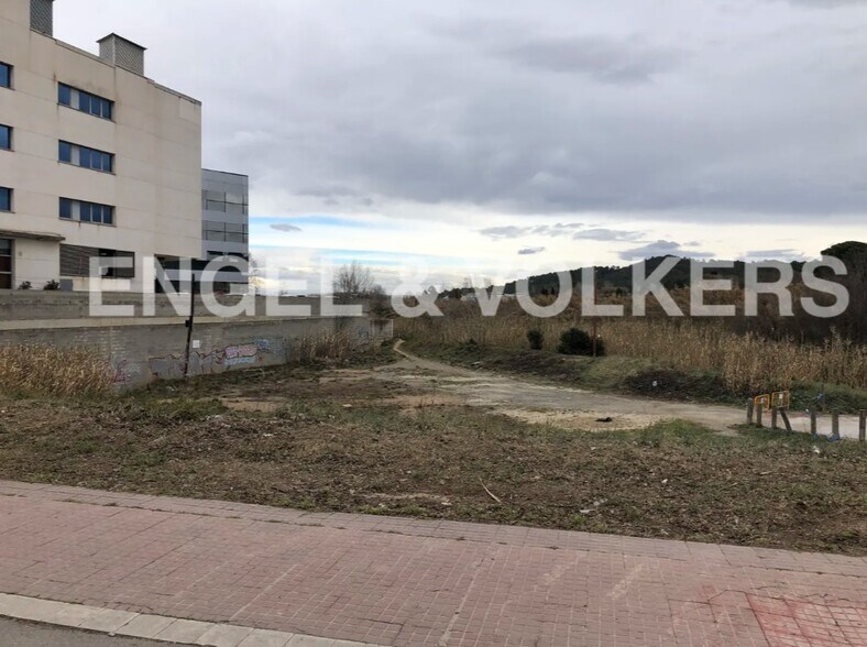 Terreno en Sant Cugat del Vallès, Barcelona en venta - Foto del edificio - Imagen 2 de 4