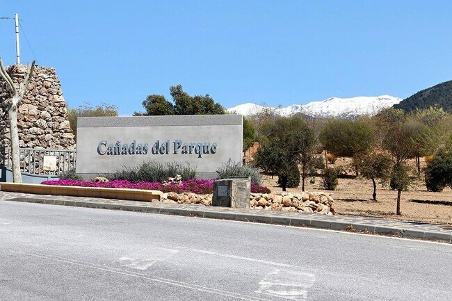 Más detalles de Calle Nevada, 4, Dílar - Terreno en venta