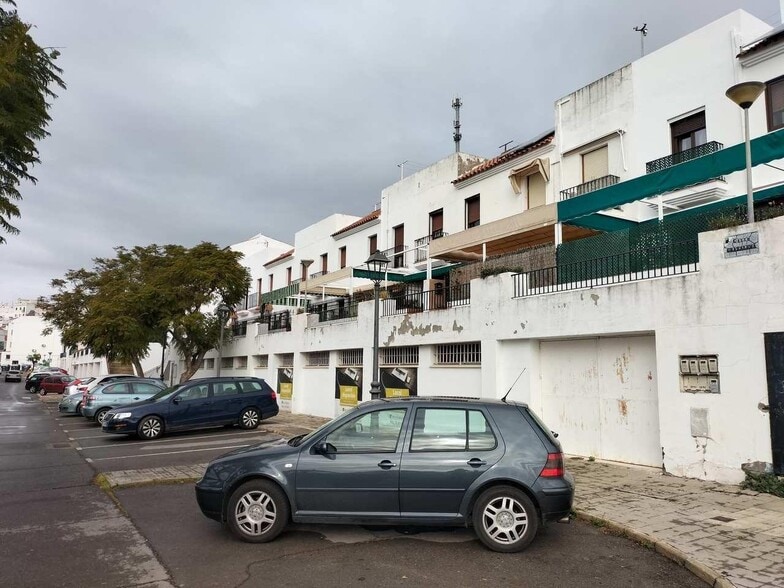 Local en Arcos de la Frontera, Cádiz en venta - Foto del edificio - Imagen 2 de 6