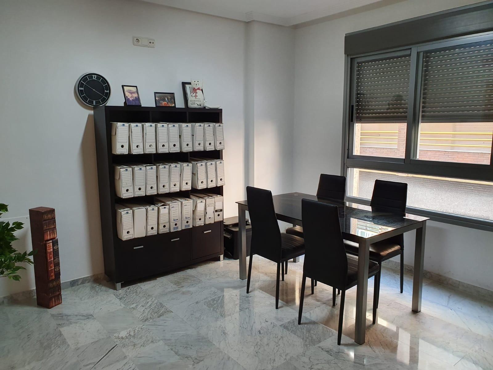 Calle Gómez Becerra, 27, Cáceres, Cáceres en alquiler Foto del edificio- Imagen 1 de 3