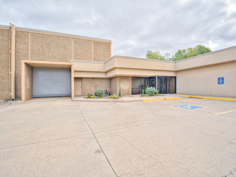 7608 N Hudson Ave, Oklahoma City, OK en venta - Foto del edificio - Imagen 2 de 13