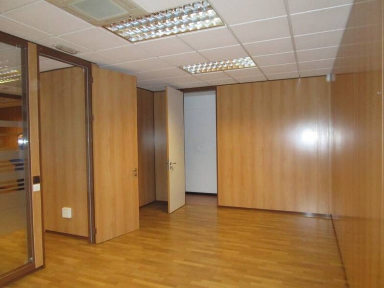 Local en Salamanca en alquiler - Foto del edificio - Imagen 2 de 42