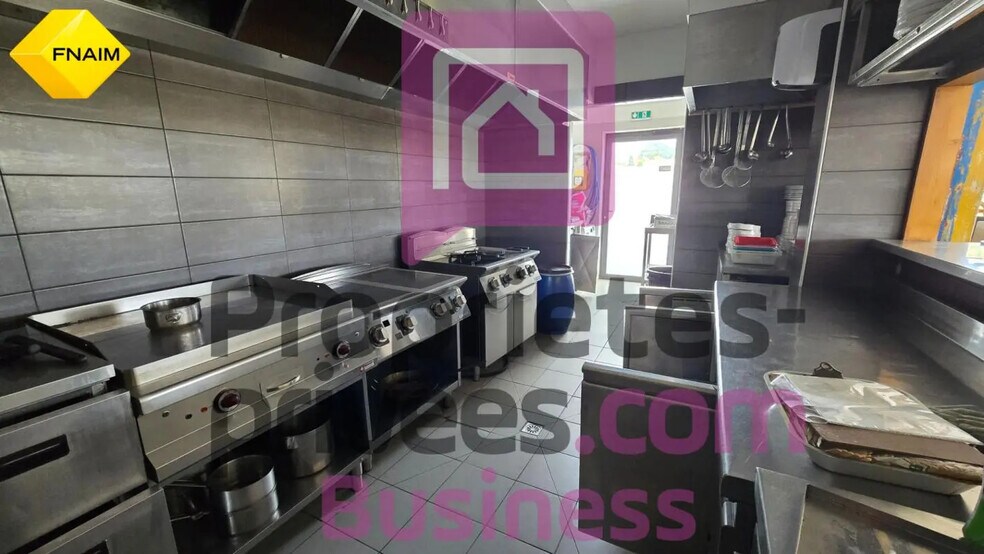 Flex en Vendres en venta - Foto del edificio - Imagen 2 de 6