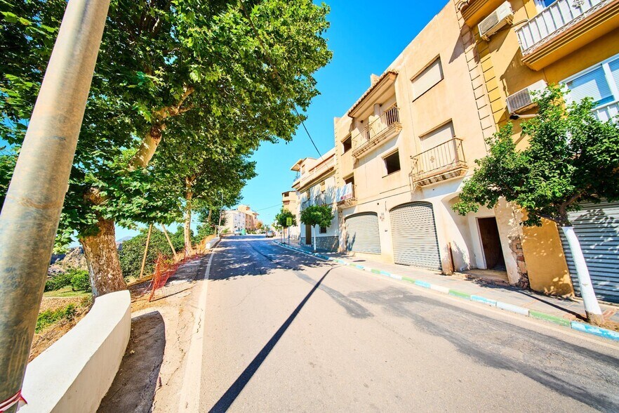 Calle Señor de la Expiración, 65, Lanjarón, Granada en venta - Foto del edificio - Imagen 3 de 38