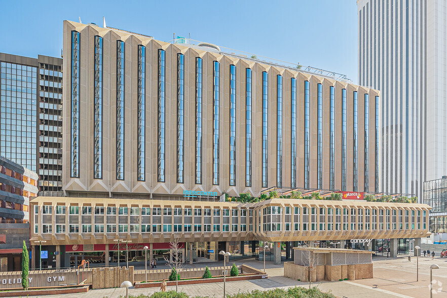 Plaza De Carlos Trías Bertrán, 4, Madrid, Madrid en alquiler - Foto del edificio - Imagen 2 de 11