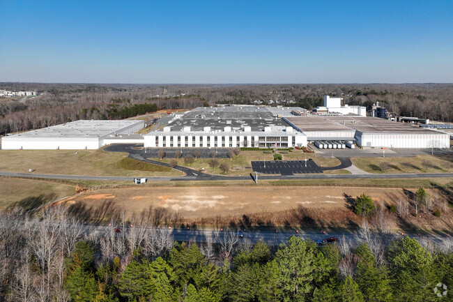 Más detalles para 90 Piedmont Industrial Dr, Winston-Salem, NC - Naves en alquiler