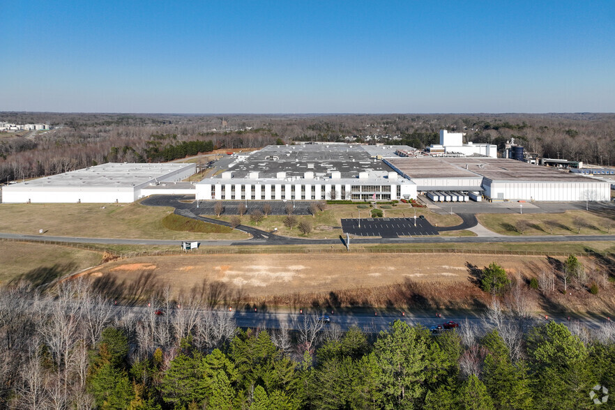 90 Piedmont Industrial Dr, Winston-Salem, NC en alquiler - Foto del edificio - Imagen 1 de 18