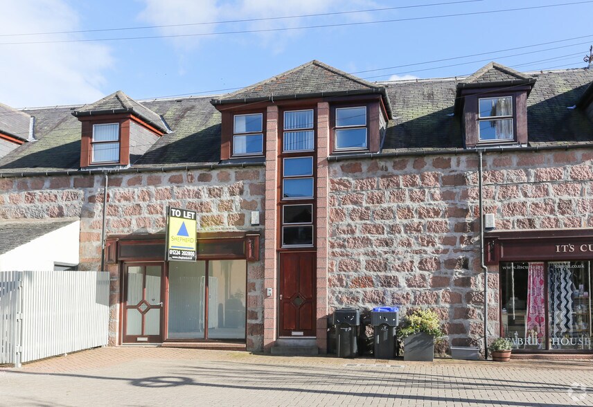 11-13 Scott Skinner Sq, Banchory en alquiler - Foto del edificio - Imagen 2 de 3