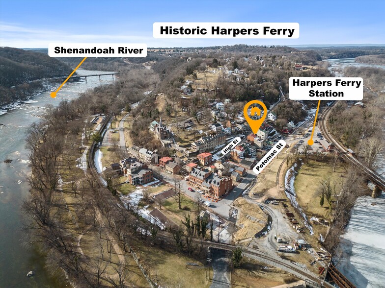 170 High St / 173 Potomac St, Harpers Ferry, WV en venta - Foto principal - Imagen 1 de 36