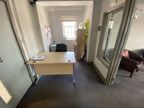 58 Market Sq, St Neots en alquiler Foto del edificio- Imagen 2 de 5