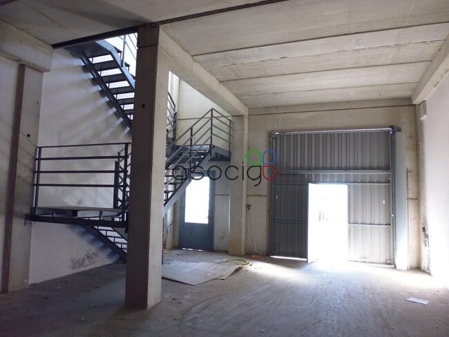 Más detalles de Nave en alquiler