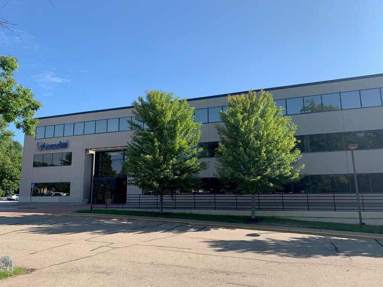 10125 Crosstown Cir, Eden Prairie, MN en venta - Foto del edificio - Imagen 1 de 3