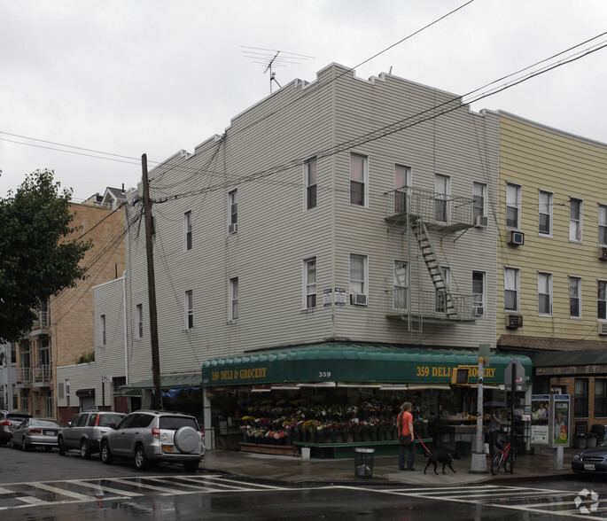 359 Graham Ave, Brooklyn, NY en alquiler - Foto del edificio - Imagen 1 de 6