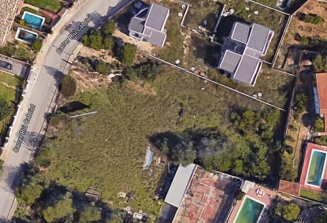Más detalles de Riu Cabriol, Monserrat Urbanización, 7, València - Terreno en venta