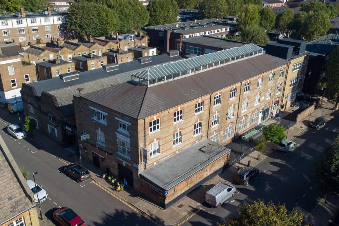 9-15 Elthorne Rd, London en alquiler Foto del edificio- Imagen 1 de 6