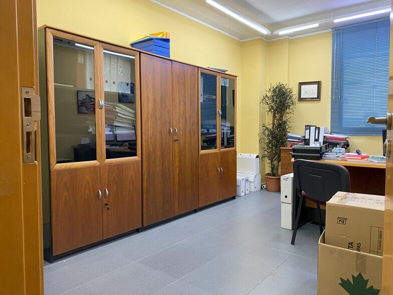 Local en València en alquiler - Foto del interior - Imagen 1 de 12