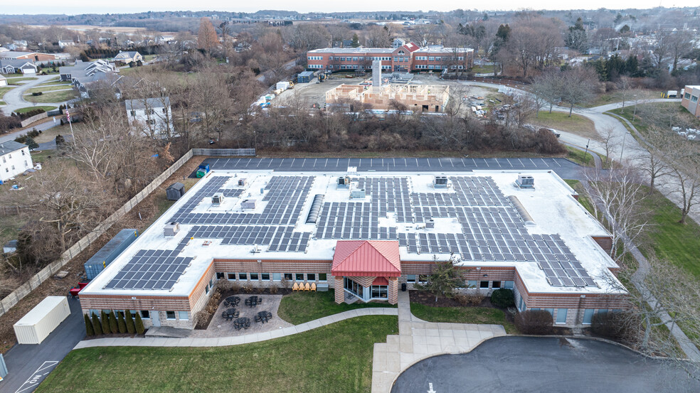 110 Enterprise Ctr, Middletown, RI en alquiler - Foto del edificio - Imagen 3 de 3