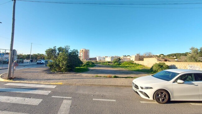 Más detalles de de San Martín, el Ejido Sur, 30, Almería - Terreno en venta