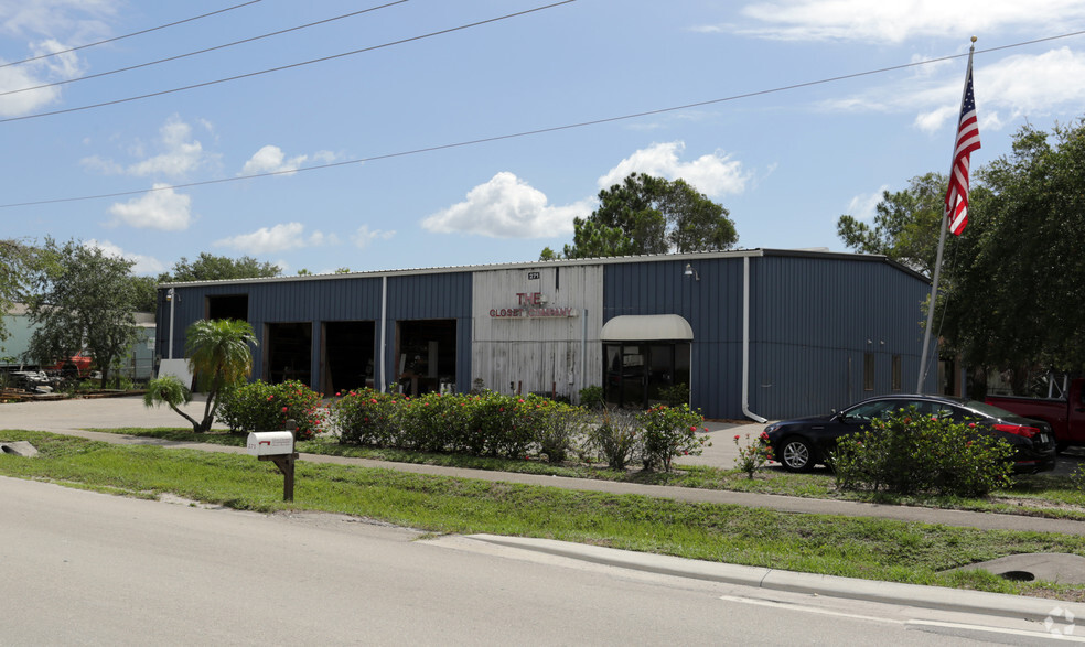 271 Commercial Blvd, Naples, FL en alquiler - Foto principal - Imagen 1 de 7