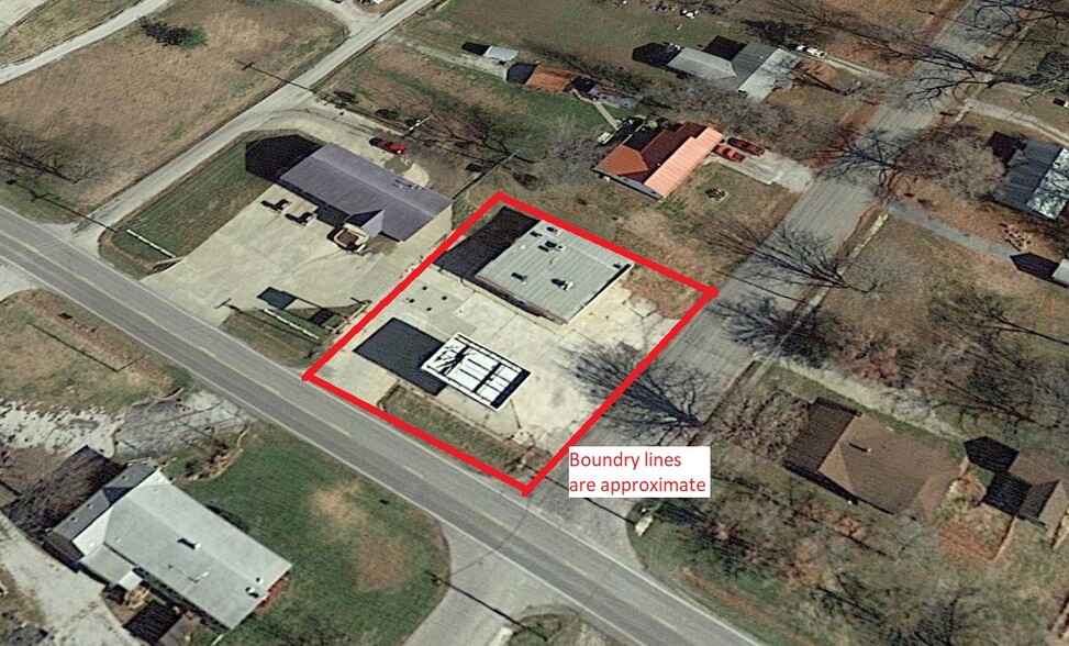 150 S Grand Ave, Greenfield, MO en venta - Foto del edificio - Imagen 1 de 13