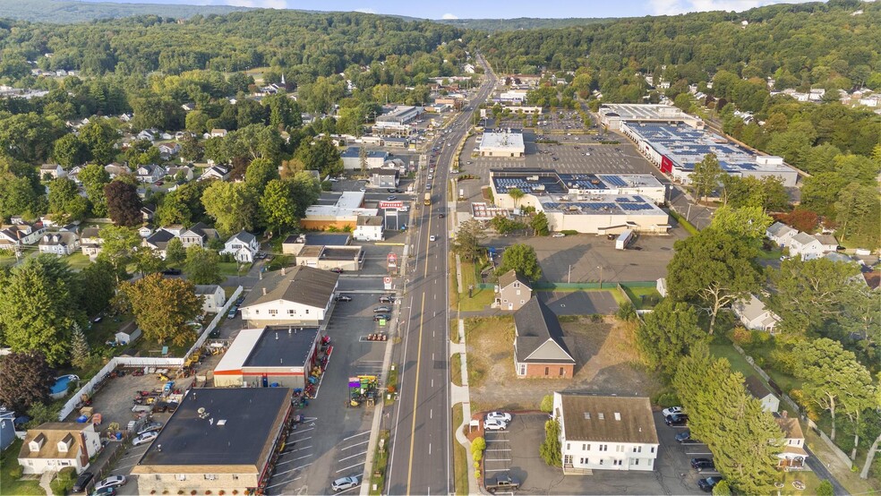 735 Farmington Ave, Bristol, CT en alquiler - Foto del edificio - Imagen 3 de 25