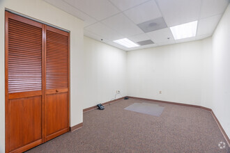 2881 E Oakland Park Blvd, Fort Lauderdale, FL en alquiler Foto del interior- Imagen 2 de 2