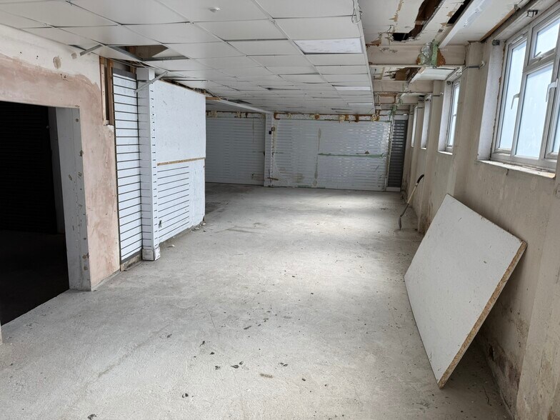 302 Canterbury St, Gillingham en venta - Foto del edificio - Imagen 2 de 18