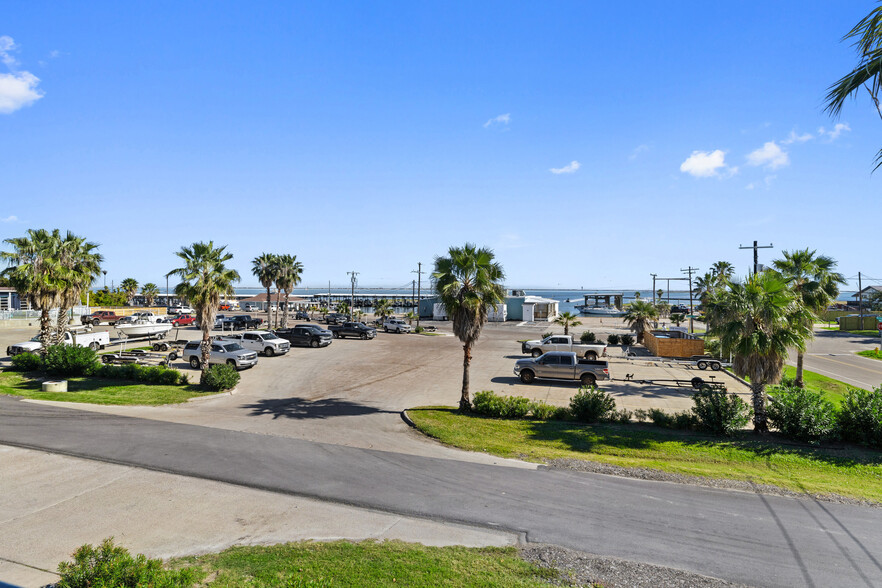 4226 Laguna Shores Rd, Corpus Christi, TX en venta - Foto del edificio - Imagen 3 de 27