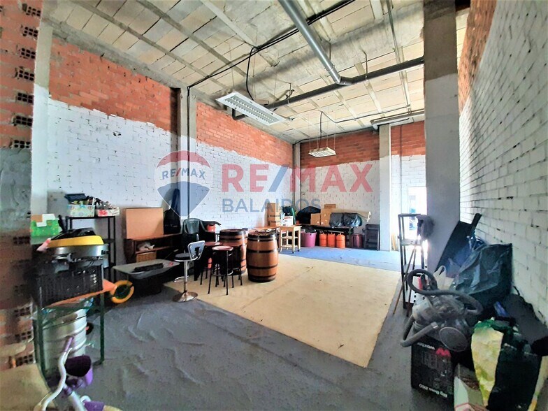 Local en Salvaterra de Miño, Pontevedra en venta - Foto del edificio - Imagen 2 de 12